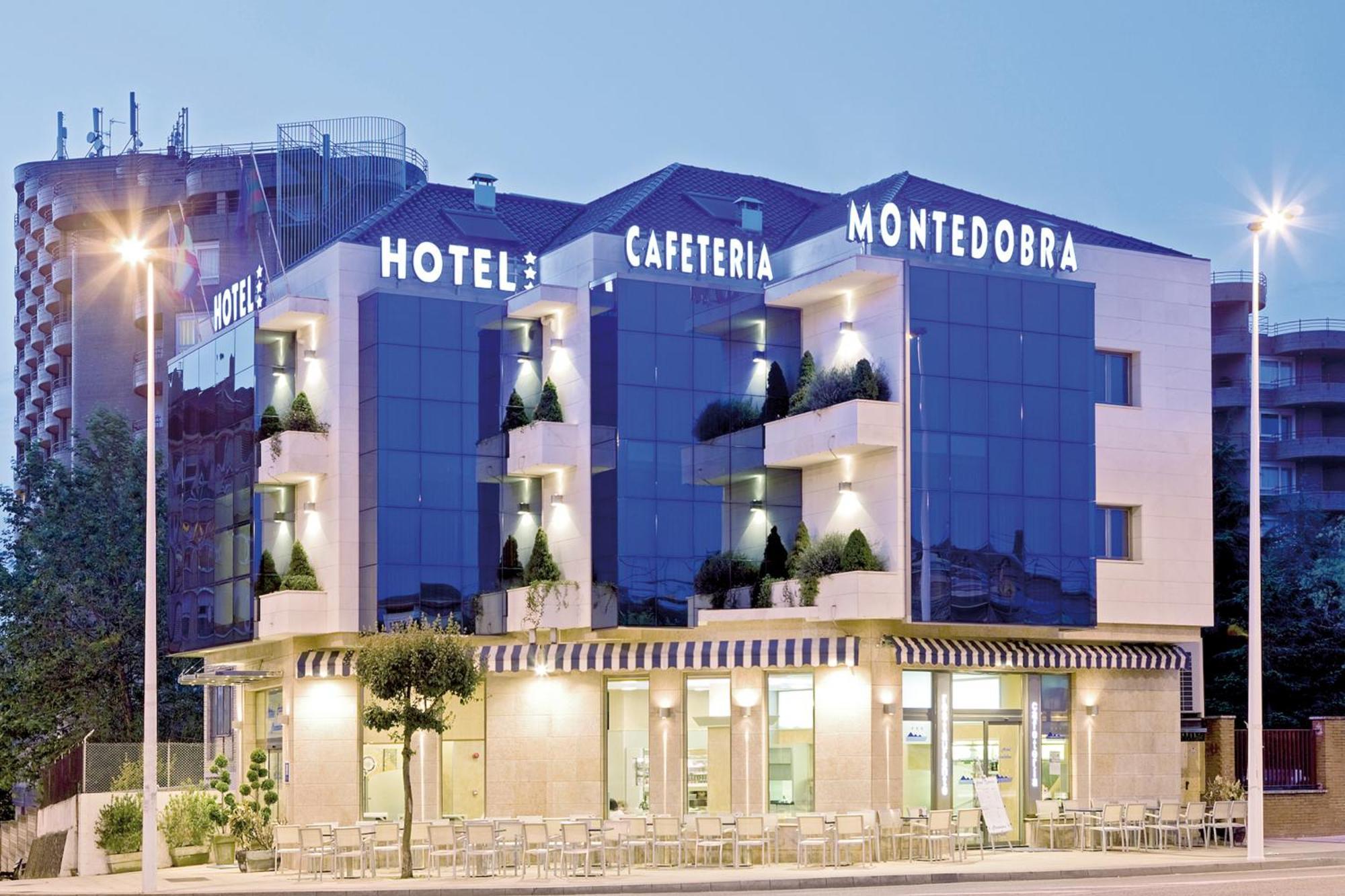 توريلافيجا Hotel Montedobra المظهر الخارجي الصورة